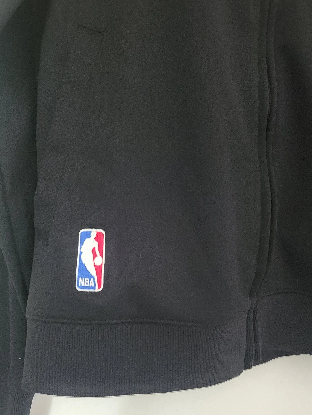 Vintage Adidas NBA Chicago Bulls Black & Red Basketball Jacket